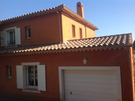 Artisan spécialisé dans l'installation de gouttière aluminium