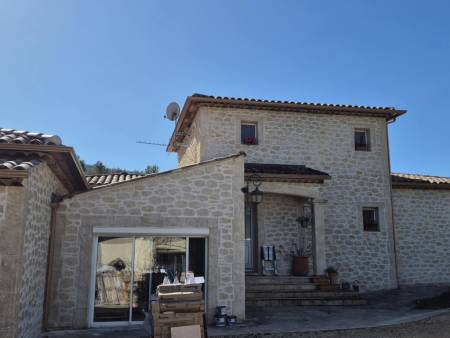 Nos prestations sur le secteur de à Toulon dans le Var